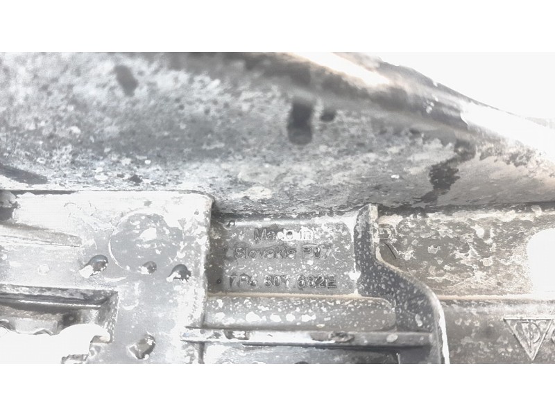Recambio de molduras delanteras para porsche cayenne (typ 92aa) diesel referencia OEM IAM 7P5807682E  