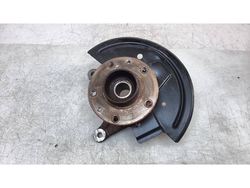 Recambio de mangueta delantera izquierda para renault express advance referencia OEM IAM 400151605R  