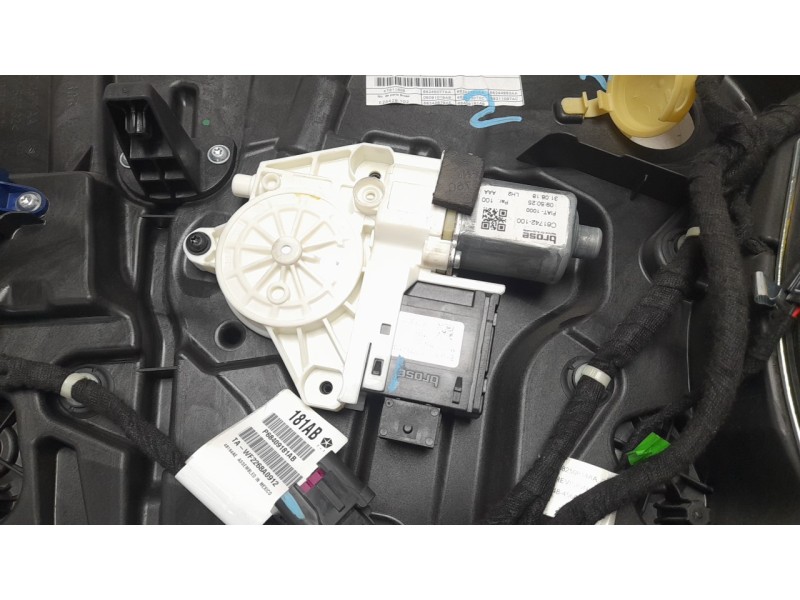Recambio de elevalunas delantero izquierdo para jeep compass ii longitude 4x2 referencia OEM IAM 68242679AE  