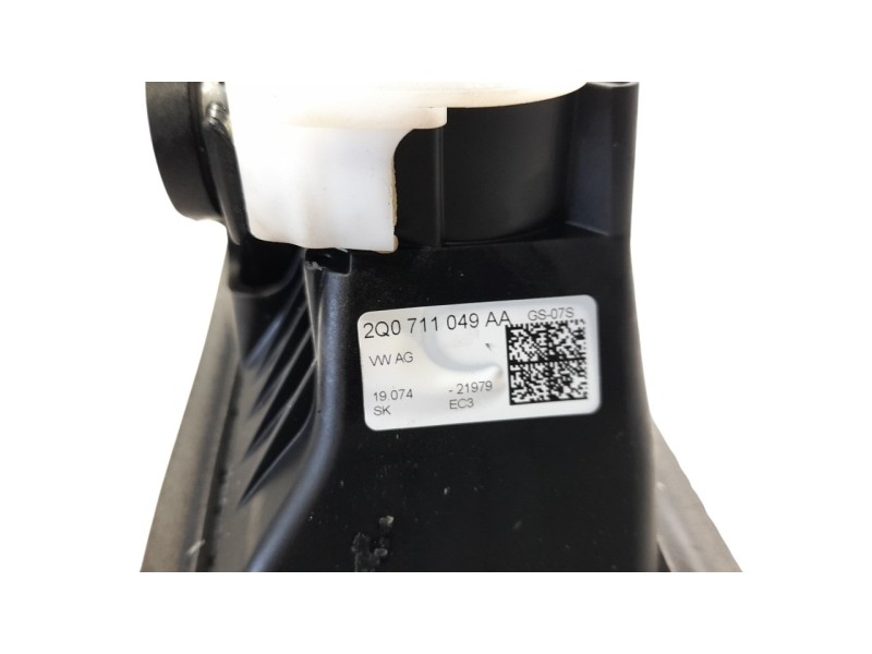 Recambio de palanca cambio para audi a1 sportback (gba) 25 tfsi adrenalin referencia OEM IAM 2Q0711049AA  