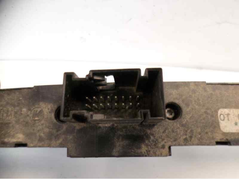 Recambio de warning para opel astra h berlina enjoy referencia OEM IAM 03758075  