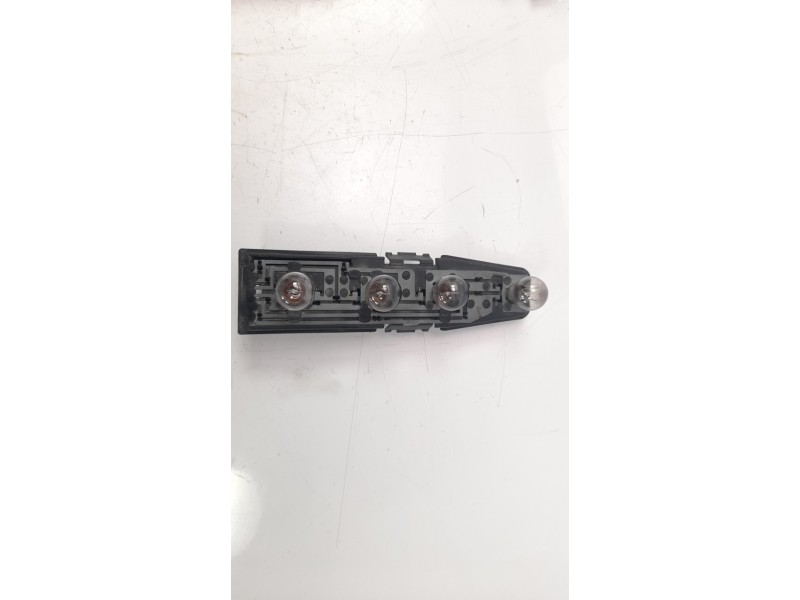 Recambio de portalamparas para peugeot expert kombi 2.0 hdi referencia OEM IAM PORTALAMPARAS  