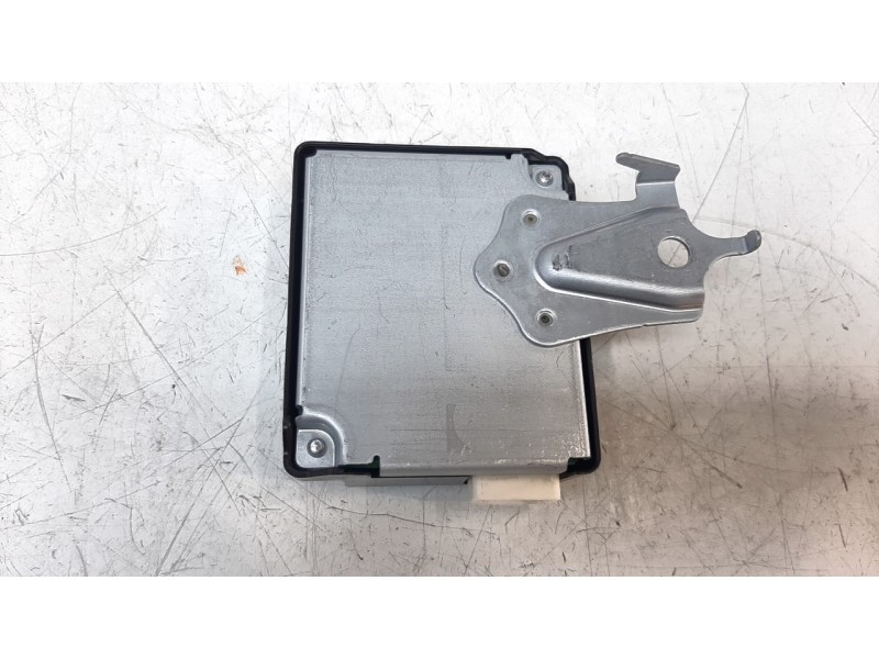 Recambio de modulo electronico para toyota corolla (e21) referencia OEM IAM 897B002070  