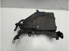 CAJA RELES / FUSIBLES 