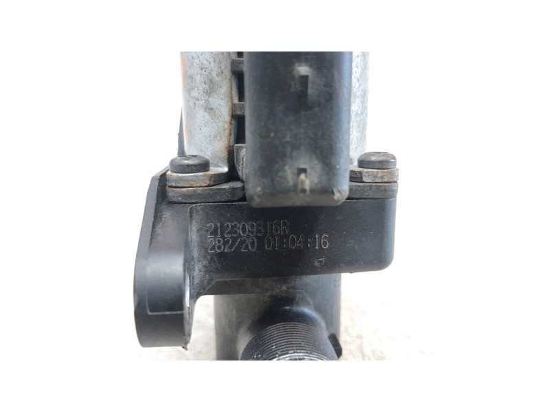 Recambio de bomba agua para dacia duster ii prestige referencia OEM IAM 212309316R  
