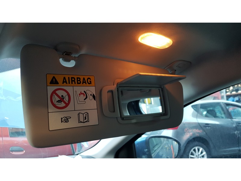 Recambio de parasol derecho para renault megane iv berlina 5p 1.5 dci diesel fap energy referencia OEM IAM 964007862R  