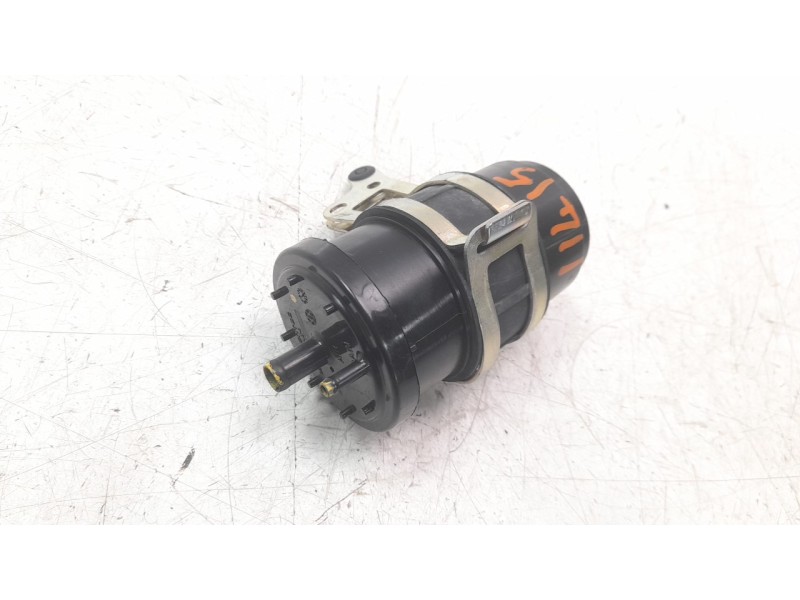 Recambio de filtro carbono activo para yamaha tricity 300 referencia OEM IAM B74F41700000  