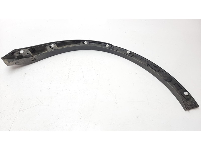 Recambio de aletin trasero derecho para volvo xc 40 2.0 diesel cat referencia OEM IAM 31448829  