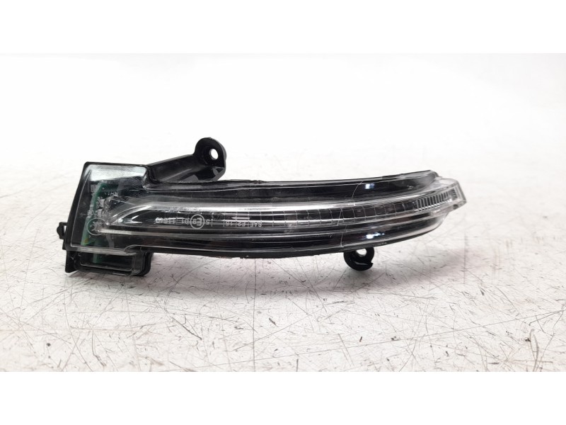 Recambio de piloto retrovisor derecho para renault megane iv grandtour business referencia OEM IAM 963053618R 103F18040340 RN332
