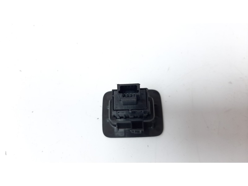 Recambio de interruptor para mazda 3 berlina (bp) referencia OEM IAM BEMD66660A  