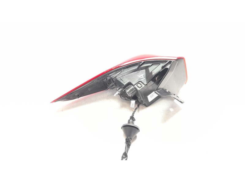 Recambio de piloto trasero derecho para hyundai kona 1.0 tgdi cat referencia OEM IAM 92402J9500  