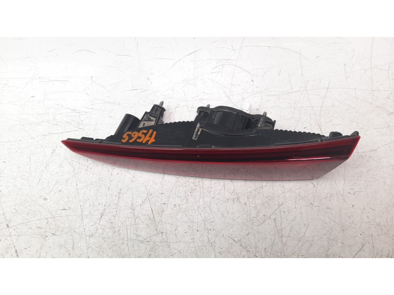 Recambio de piloto trasero derecho interior para hyundai kona 1.0 tgdi cat referencia OEM IAM 92404J9500  