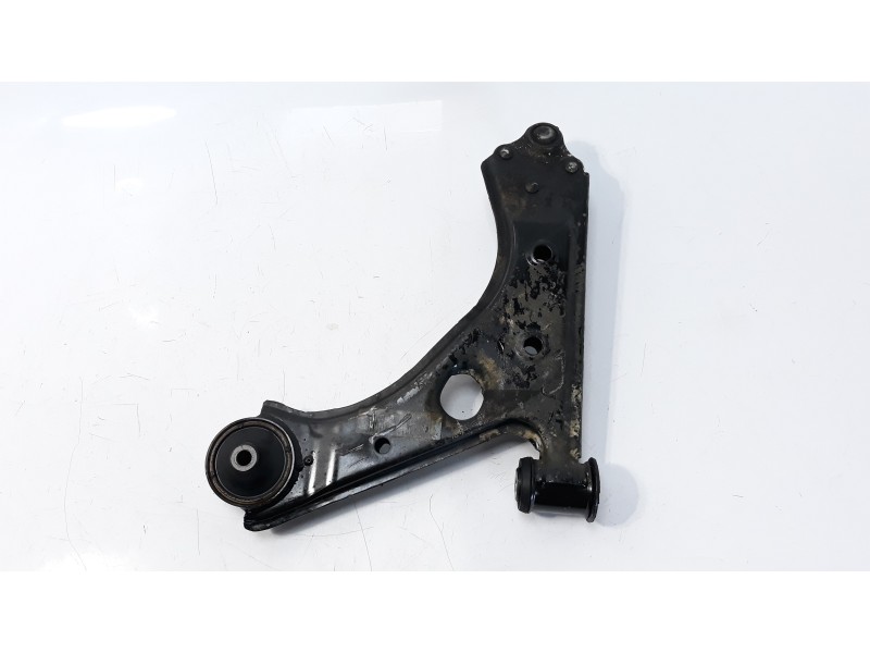 Recambio de brazo suspension inferior delantero derecho para opel corsa e selective ecoflex referencia OEM IAM 13426553 23796903