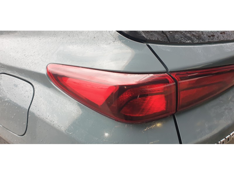 Recambio de piloto trasero izquierdo para hyundai kona 1.0 tgdi cat referencia OEM IAM 92401J9000  