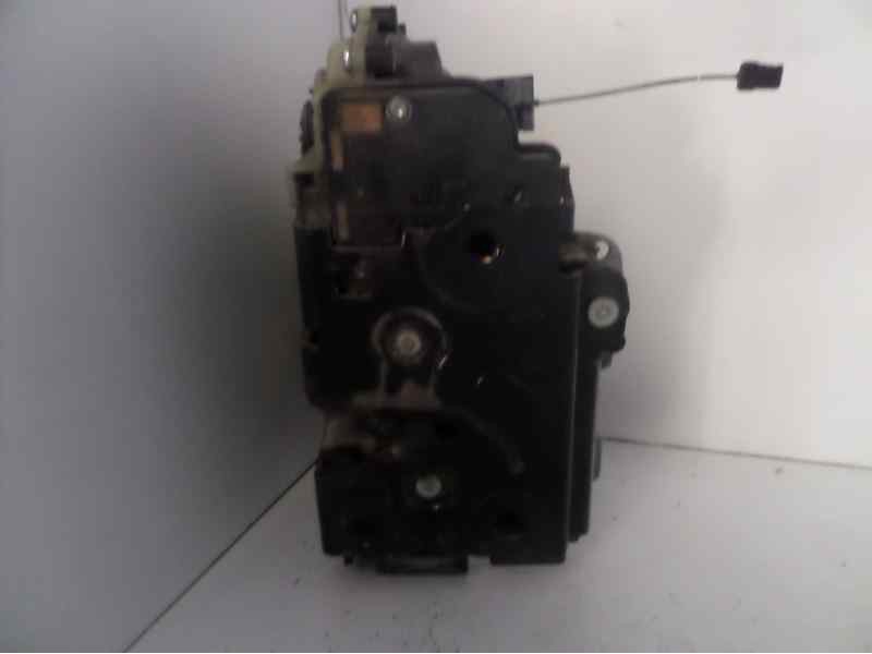 Recambio de cerradura puerta trasera derecha para bmw serie 3 berlina (e46) 320d referencia OEM IAM 51227011310  