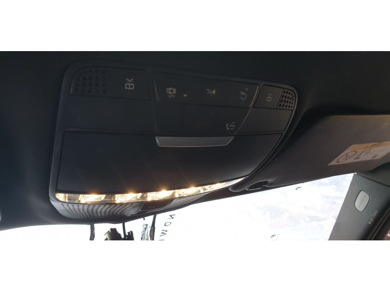 Recambio de luz interior para mercedes-benz clase c (w205) lim. c 200 (205.077) referencia OEM IAM 0009004017  