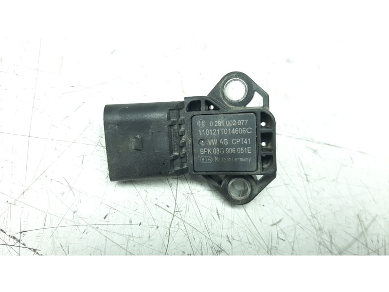 Recambio de sensor presion para audi a4 ber. (b8) 2.0 16v tdi referencia OEM IAM 03G906051E  