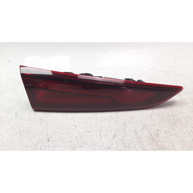 Recambio de piloto trasero izquierdo interior para hyundai kona 1.0 tgdi cat referencia OEM IAM 92403J9500  