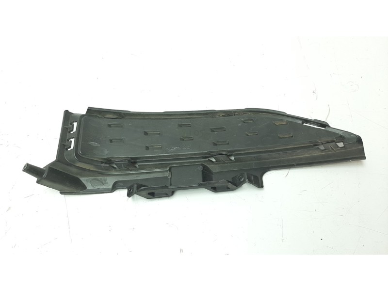 Recambio de rejilla paragolpes derecha para hyundai kona 1.0 tgdi cat referencia OEM IAM 86566J9000  