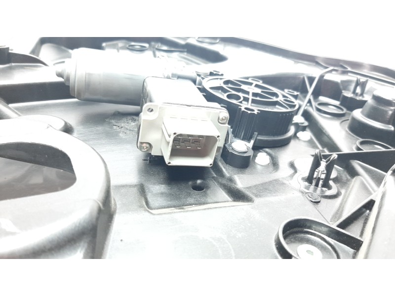Recambio de elevalunas trasero izquierdo para alfa romeo giulietta (191) 2.0 jtdm referencia OEM IAM 71754422  