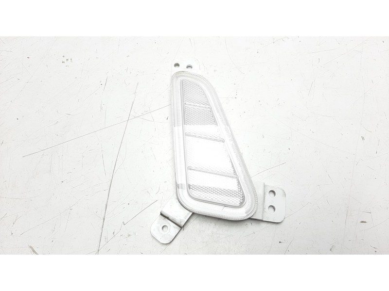 Recambio de piloto delantero derecho para hyundai kona 1.0 tgdi cat referencia OEM IAM 92408J9210  