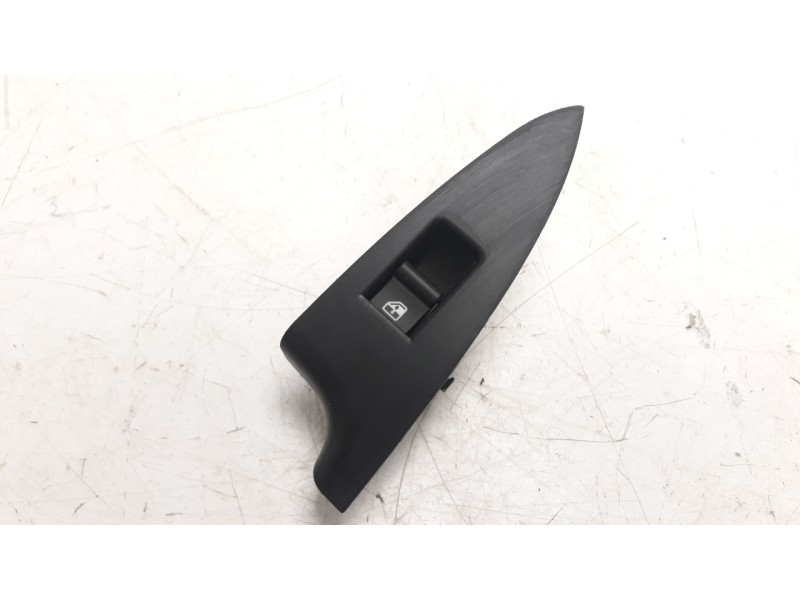 Recambio de mando elevalunas trasero izquierdo para alfa romeo giulietta (191) 2.0 jtdm referencia OEM IAM C910156094789  