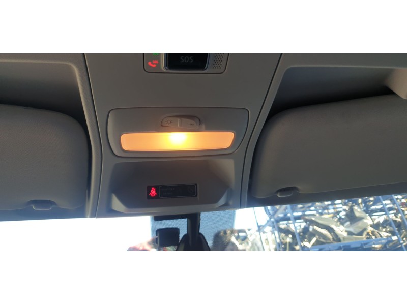 Recambio de luz interior para renault express advance referencia OEM IAM 969816278R  