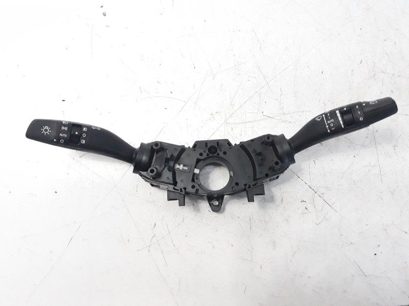 Recambio de mando multifuncion para kia stonic (ybcuv) 1.0 tgdi cat referencia OEM IAM 93403H8960  
