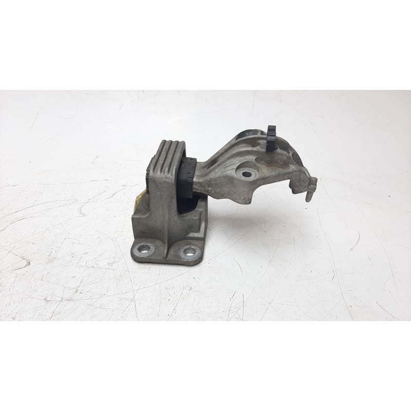 Recambio de soporte motor derecho para renault megane iii berlina 5 p 1.5 dci diesel fap referencia OEM IAM 112100020R  