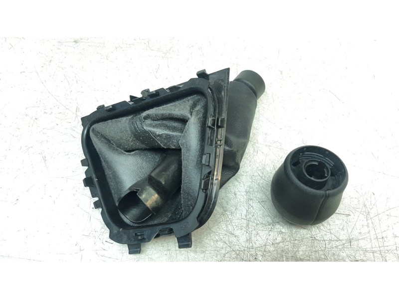 Recambio de pomo palanca cambio para renault express advance referencia OEM IAM 969369614R  
