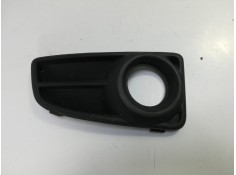 REJILLA PARAGOLPES DERECHA 735393697 