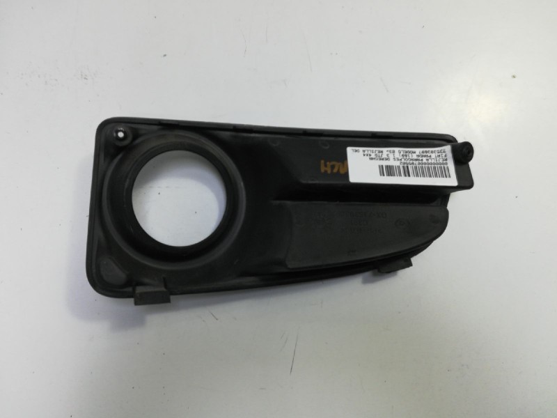 Recambio de rejilla paragolpes derecha para fiat panda (169) 1.3 jtd 4x4 referencia OEM IAM 735393697  
