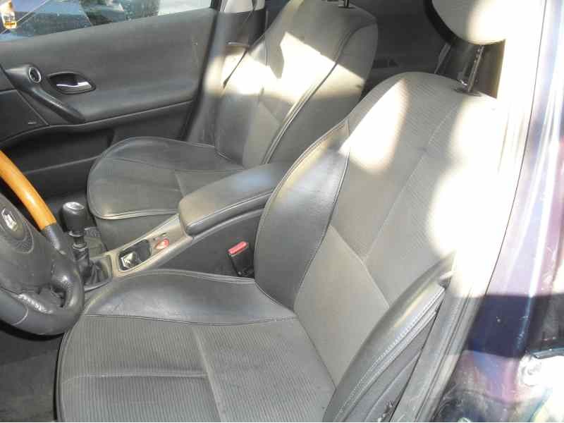 renault laguna ii (bg0) del año 2005