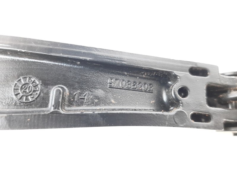 Recambio de brazo limpia delantero derecho para ford fiesta (ce1) 1.0 ecoboost cat referencia OEM IAM 97036203  