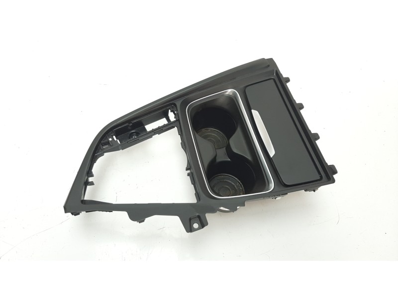Recambio de cenicero para bmw serie 3 lim. (f30) 2.0 turbodiesel referencia OEM IAM 9218925  