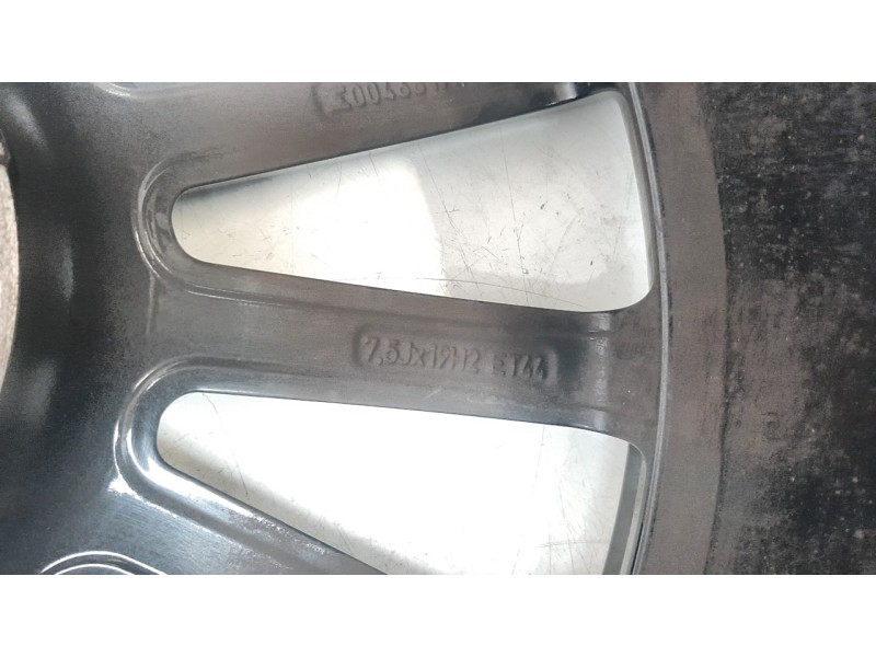 Recambio de llanta para mercedes-benz clase c (w205) lim. c 200 (205.077) referencia OEM IAM 2054011300  