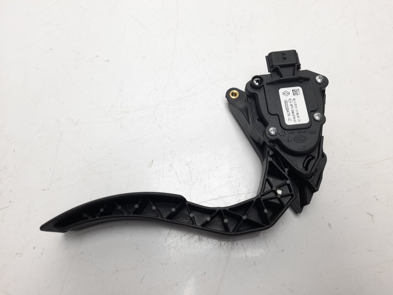 Recambio de potenciometro pedal para renault clio iv technofeel referencia OEM IAM 180029347R  