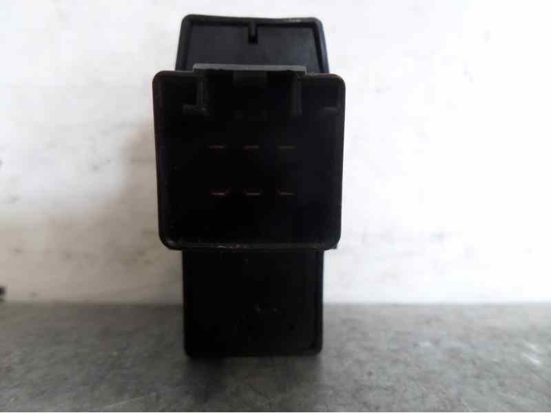 Recambio de mando elevalunas delantero izquierdo para volvo v70 familiar 2.5 turbodiesel referencia OEM IAM 947227500W322  