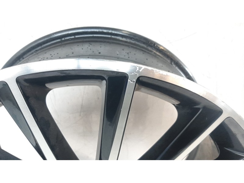 Recambio de llanta para mercedes-benz clase c (w205) lim. c 200 (205.077) referencia OEM IAM 2054011300  