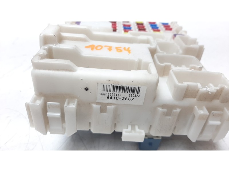 Recambio de caja reles / fusibles para suzuki sx4 1.6 16v cat referencia OEM IAM AA102667  