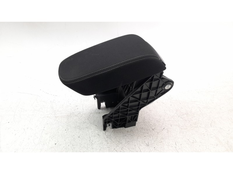 Recambio de apoyabrazos central para skoda scala (nw) 1.0 tsi referencia OEM IAM 654864207A  