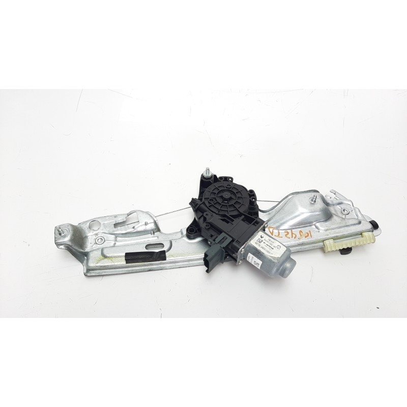 Recambio de elevalunas trasero derecho para renault megane iv berlina 5p 1.5 dci diesel fap energy referencia OEM IAM 827204587R