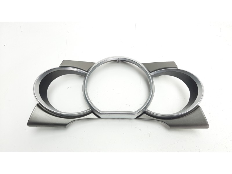 Recambio de moldura para ds 3 desire referencia OEM IAM 1606470080  