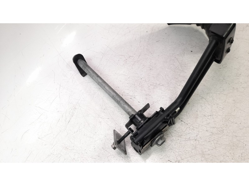 Recambio de guardabarros trasero para honda nc 750 referencia OEM IAM RM1146KIT  