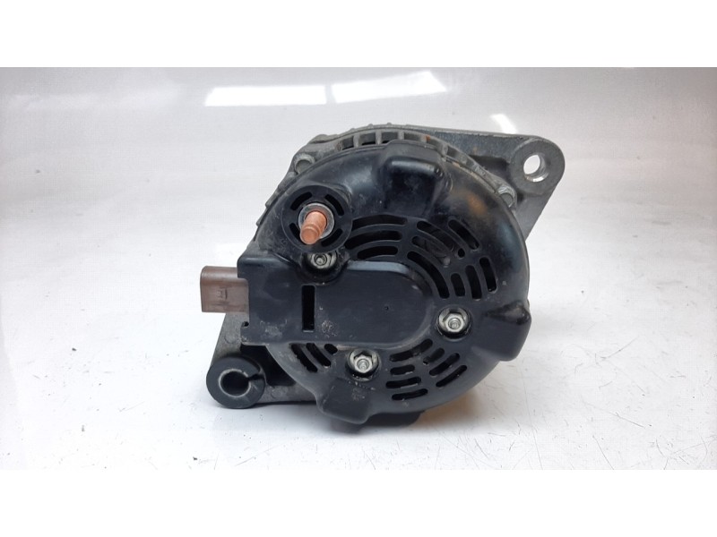 Recambio de alternador para jeep compass ii longitude 4x2 referencia OEM IAM 56029784AA  