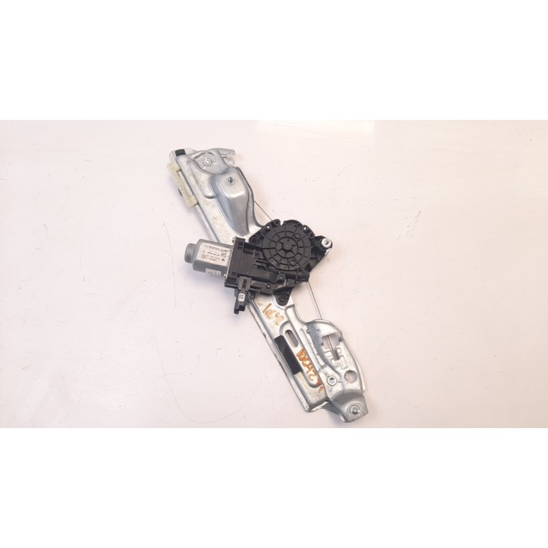 Recambio de elevalunas trasero izquierdo para renault megane iv berlina 5p 1.5 dci diesel fap energy referencia OEM IAM 82721907