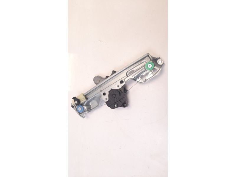 Recambio de elevalunas trasero izquierdo para renault megane iv berlina 5p 1.5 dci diesel fap energy referencia OEM IAM 82721907