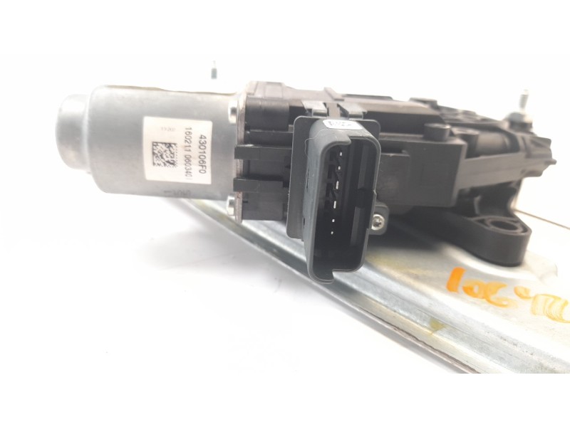 Recambio de elevalunas trasero izquierdo para renault megane iv berlina 5p 1.5 dci diesel fap energy referencia OEM IAM 82721907