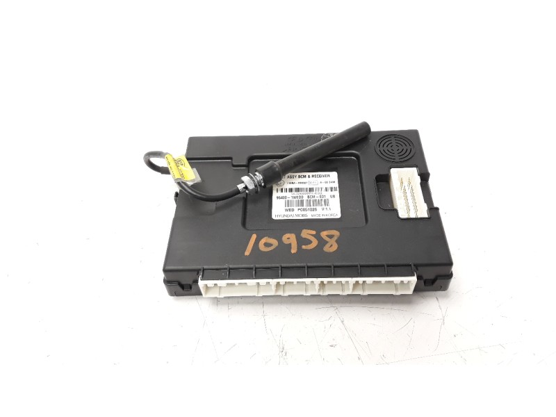 Recambio de modulo electronico para kia rio 1.2 cat referencia OEM IAM 954001WED0 PC051026 