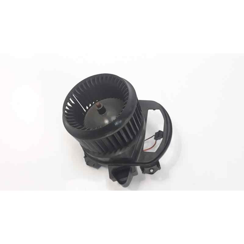 Recambio de ventilador calefaccion para mercedes-benz clase a (w176) a 200 cdi (176.008) referencia OEM IAM A2469061601  